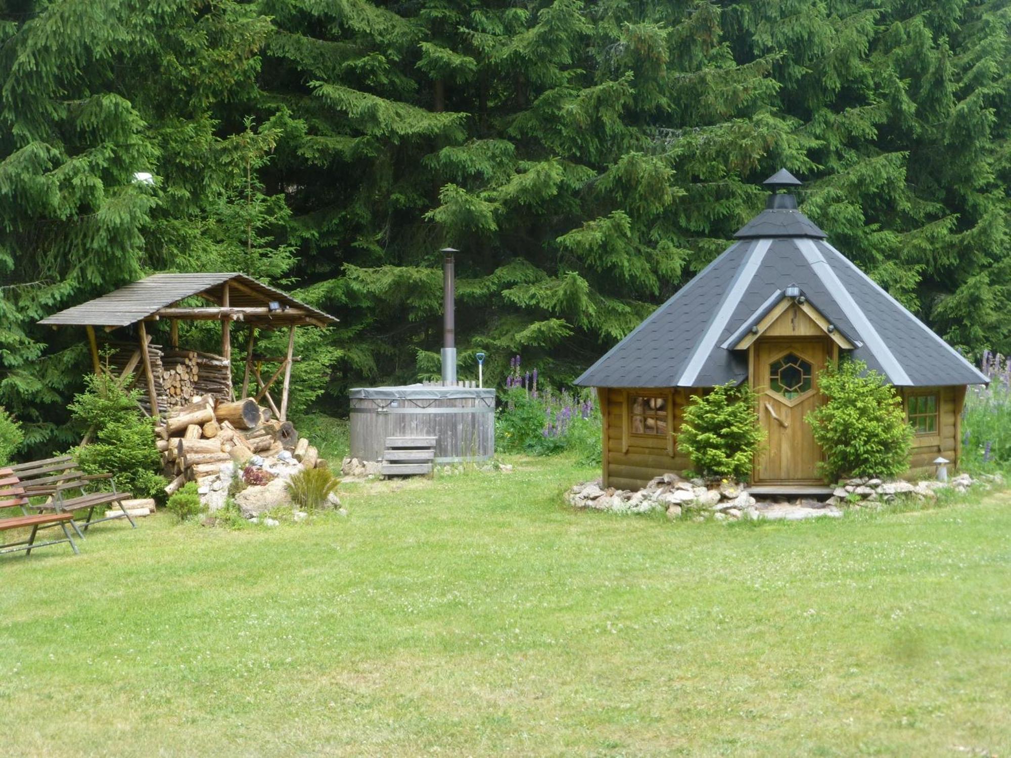 Holiday Home With Shared Pool In J Gersgr N Bad Reiboldsgrün Екстериор снимка